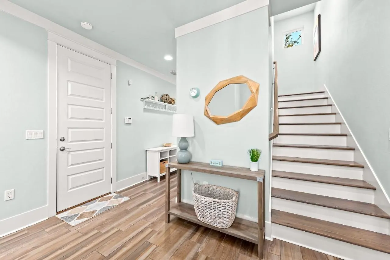 Starfish Chateau With Lsv And Heated Pool Destin Holiday home